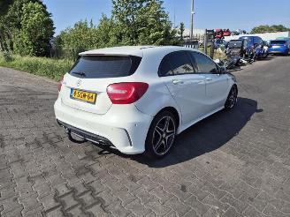 Dezmembrări autoturisme Mercedes A-klasse 0180 2012/11