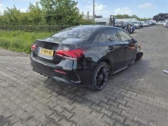 Vrakbiler auto Mercedes A-klasse 250 Turbo 2019/7