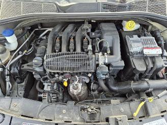 Coche siniestrado Citroën C4 cactus 1.2 2015/2