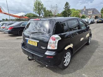 Vaurioauto  passenger cars Toyota Corolla-verso 1.8 16v 2008/1