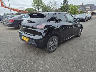 Voiture accidenté Peugeot 208 1.2 Vti 2021/11