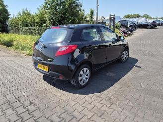 rozbiórka samochody osobowe Mazda 2 1.3 2011/11