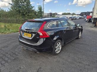 Salvage car Volvo V-60 T3 2012/5