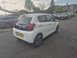 Damaged car Peugeot 108 1.0 12v 2014/7