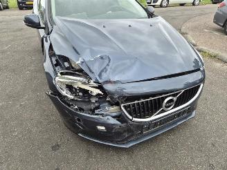 Volvo V-40 D2 picture 6