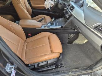 BMW 3-serie 318i Touring picture 16