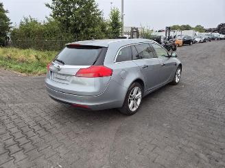 Coche siniestrado Opel Insignia Sports Tourer 2011/3
