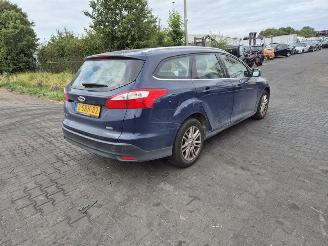 Dezmembrări autoturisme Ford Focus wagon 1.0 EcoBoost 2013/8