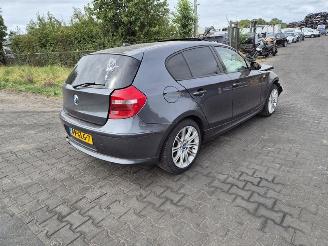 Salvage car BMW 1-serie 120i 2007/6