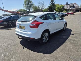 Auto incidentate Ford Focus 1.6 EcoBoost 2011/7