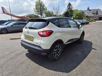 Unfallwagen Renault Captur 0.9 TCe 2015/5