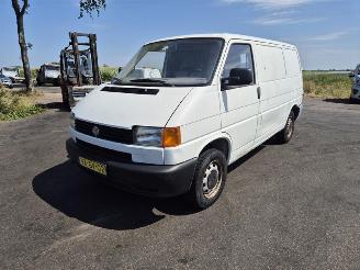 Volkswagen Transporter 1.9 TD picture 3