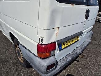 Volkswagen Transporter 1.9 TD picture 8