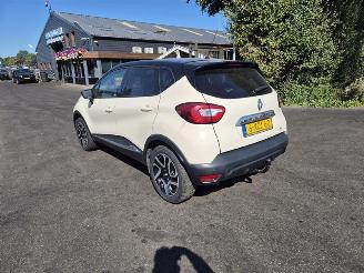Renault Captur 1.2 Tce picture 2