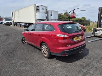 Ford Focus Wagon 1.6 EcoBoost picture 2