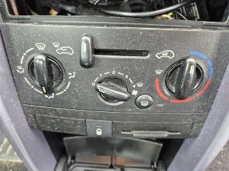 Peugeot 207 CC 1.6 Vti picture 6