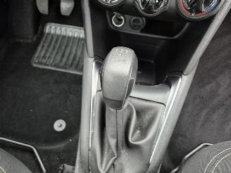 Peugeot 208 1.2 Vti picture 10