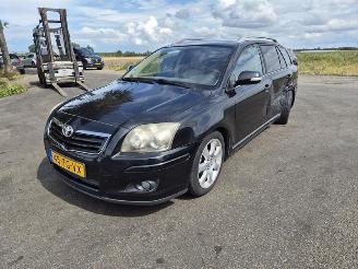 Toyota Avensis Wagon 2.0 16v picture 3