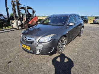 Opel Insignia Tourer 2.8 V6 Turbo 24V 4x4 OPC picture 3