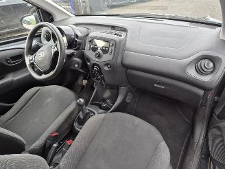 Toyota Aygo 1.0 12v picture 7