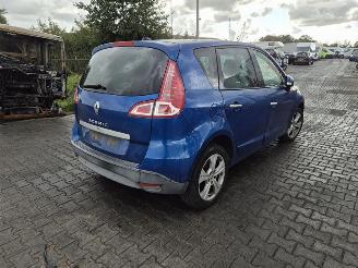 demontáž osobní automobily Renault Scenic 2.0 16v 2009/7