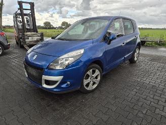 Renault Scenic 2.0 16v picture 3