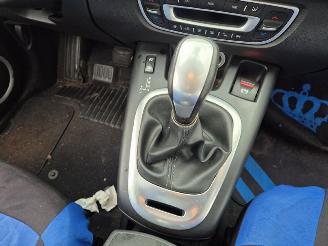 Renault Scenic 2.0 16v picture 7