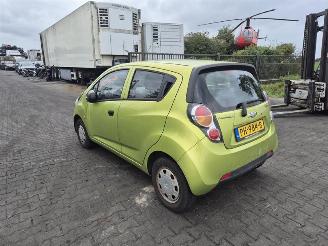 Chevrolet Spark 1.0 picture 2