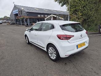 Renault Clio 1.0 TCe picture 2