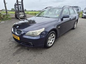 BMW 5-serie 525i Touring picture 3