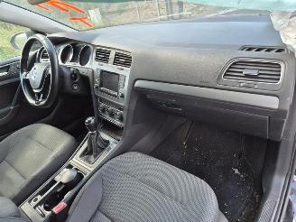 Volkswagen Golf 1.2 TSi picture 5