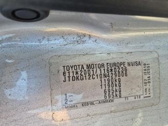 Toyota Aygo 1.0 12v picture 8