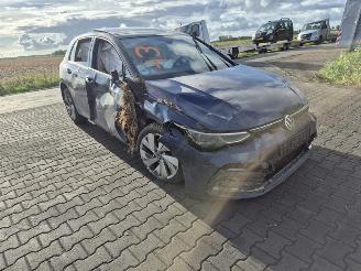 Volkswagen Golf 1.5e TSi picture 4