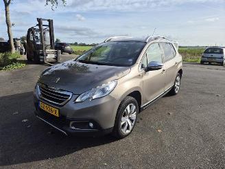 Peugeot 2008 1.2 12v picture 3