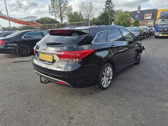 škoda osobní automobily Hyundai I-40 Combi 2.0 GDi 2012/3