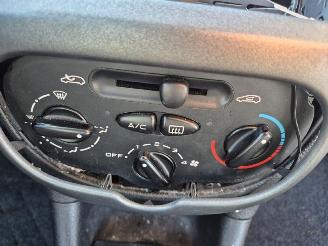Peugeot 206 1.4 picture 7