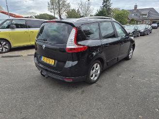 Avarii autoturisme Renault Grand-scenic 1.2 TCe 2013/1
