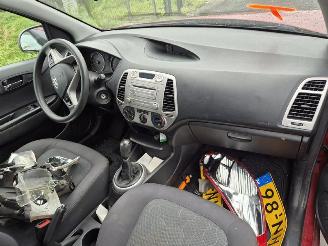 Hyundai I-20 1.4 picture 5