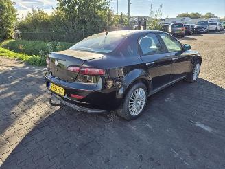 Vrakbiler auto Alfa Romeo 159 1.9 JTS 2006/2
