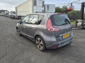 Renault Scenic 1.4 TCe picture 2
