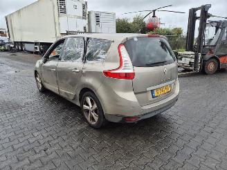 Renault Grand-scenic 1.4 TCe picture 2