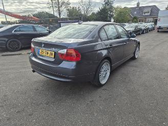 Autoverwertung BMW 3-serie 320i 2006/11