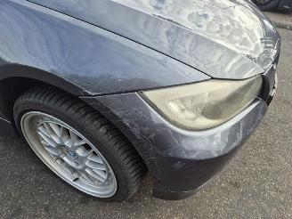 BMW 3-serie 320i picture 5