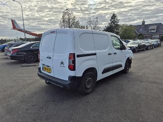 Schade bestelwagen Citroën Berlingo 1.2 2020/7