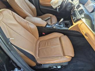 BMW 3-serie 320i Touring picture 13