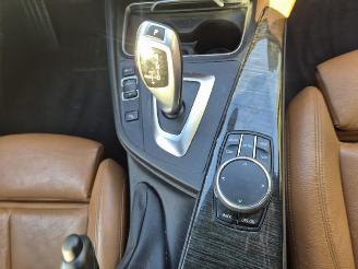BMW 3-serie 320i Touring picture 10