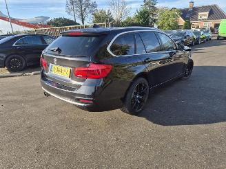 Auto incidentate BMW 3-serie 320i Touring 2018/4
