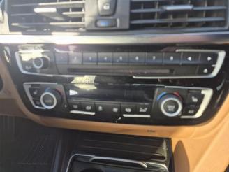 BMW 3-serie 320i Touring picture 9