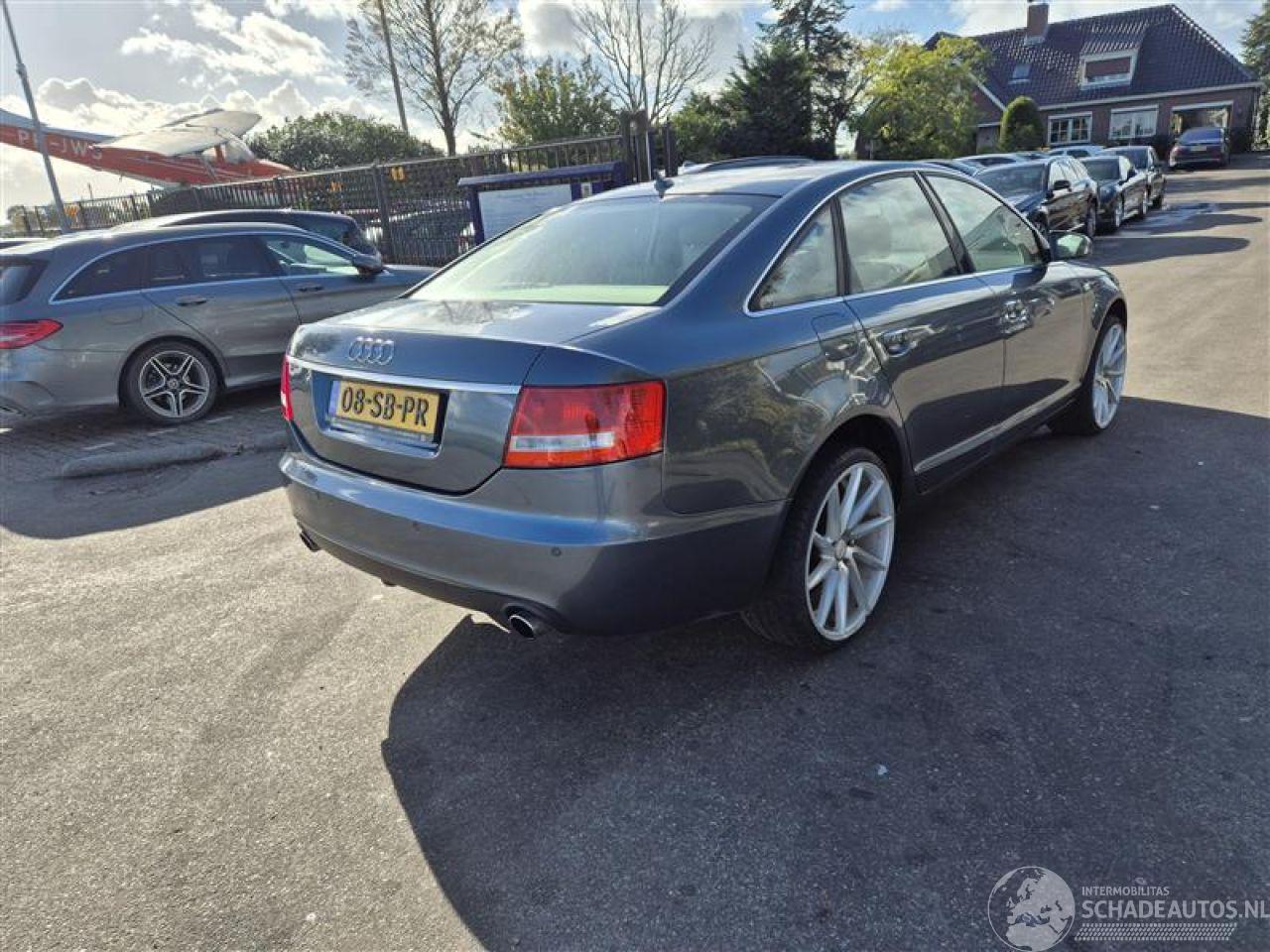 Audi A6 2.4 V6