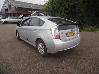 Toyota Prius 1.8 HSD Plug in Hybride picture 2
